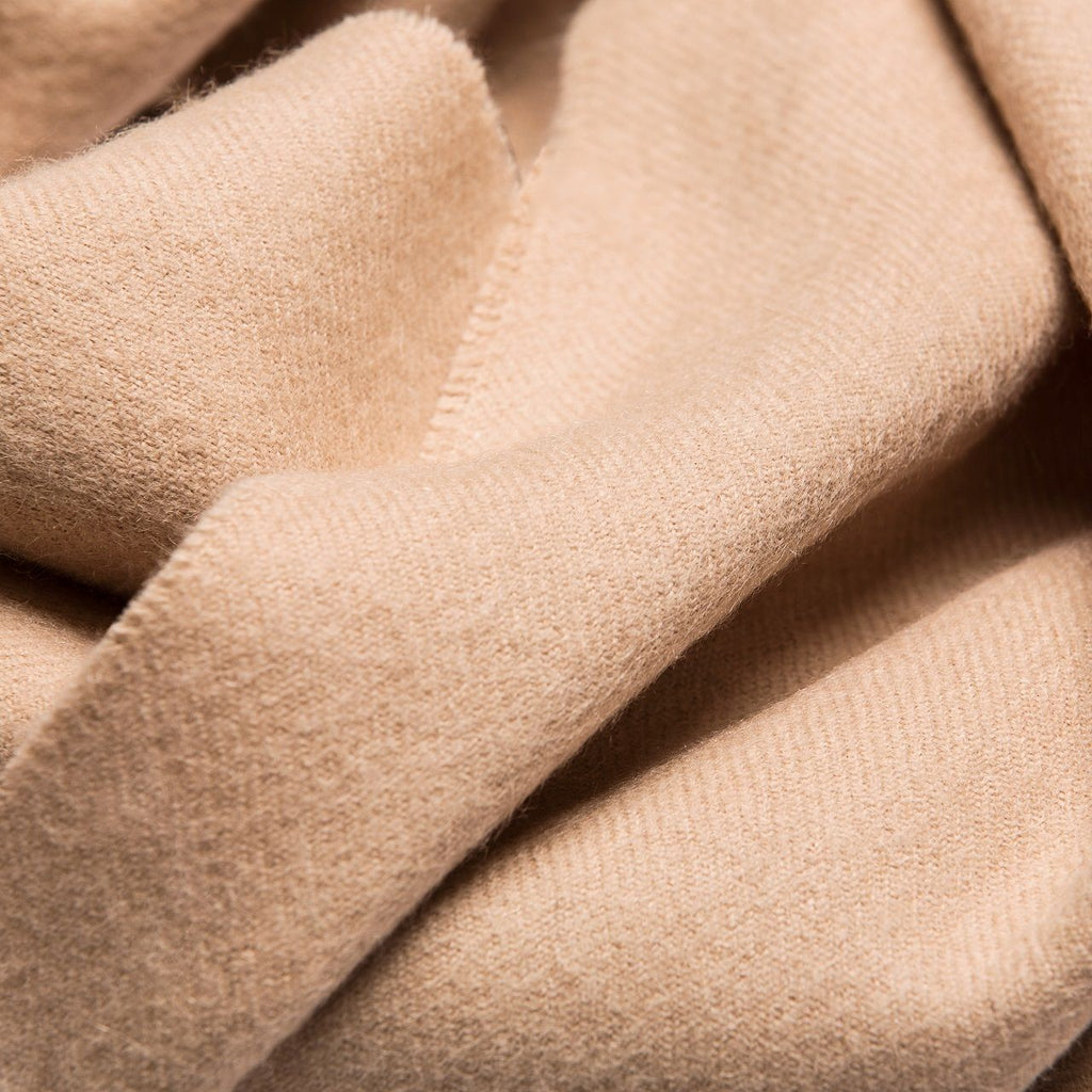 Détail de l'étole ALPAKA coloris beige (épuisé)